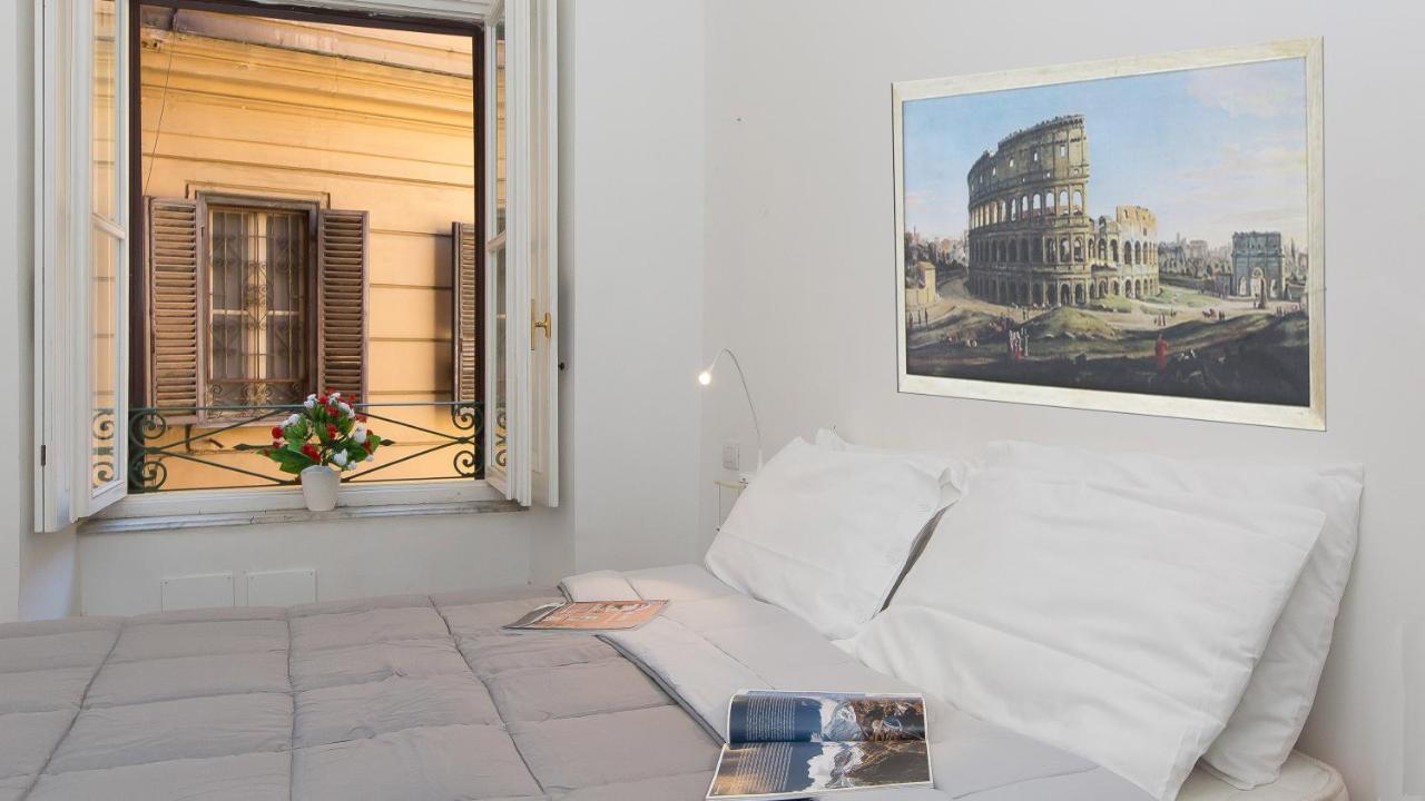 Apartment Arenula By In Rom