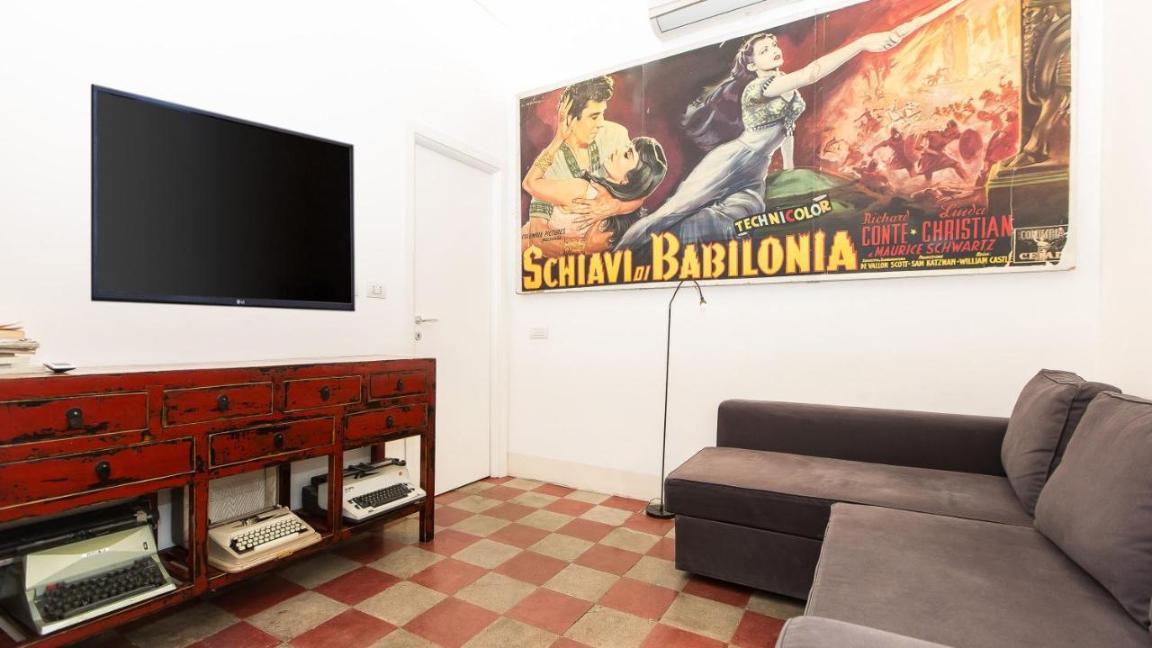 Apartment Arenula By In Rom